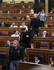 Imagen secundaria 2 - Pastor expulsa a Rufián del Congreso por insultar a Borrell