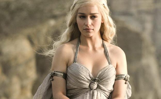 Emilia Clarke en el papel de Daenerys Targaryen en la serie 'Juego de Tronos'.