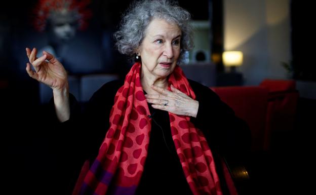 Margaret Atwood. 