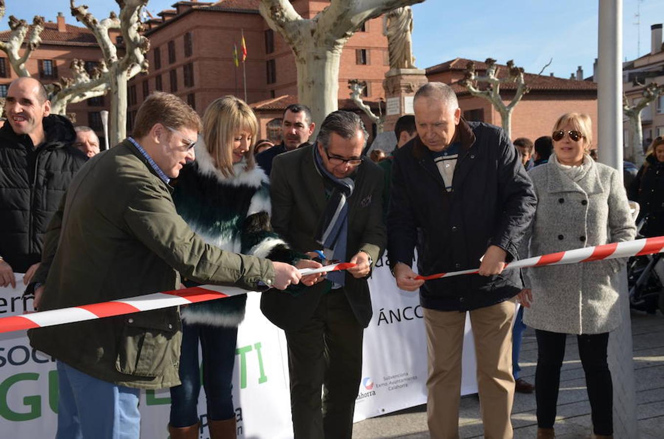 La Asociación IGUAL TI ha celebrado hoy el 'Día Internacional de la Discapacidad' con varias acciones. Desde su Centro de Atención Diurna Áncora en Calahorra ha convocado su tradicional 'Marcha Ancora' por las calles de la ciudad. Los objetivose se han centrado en la idea clave de hablar de derechos, empatía y apoyo.
