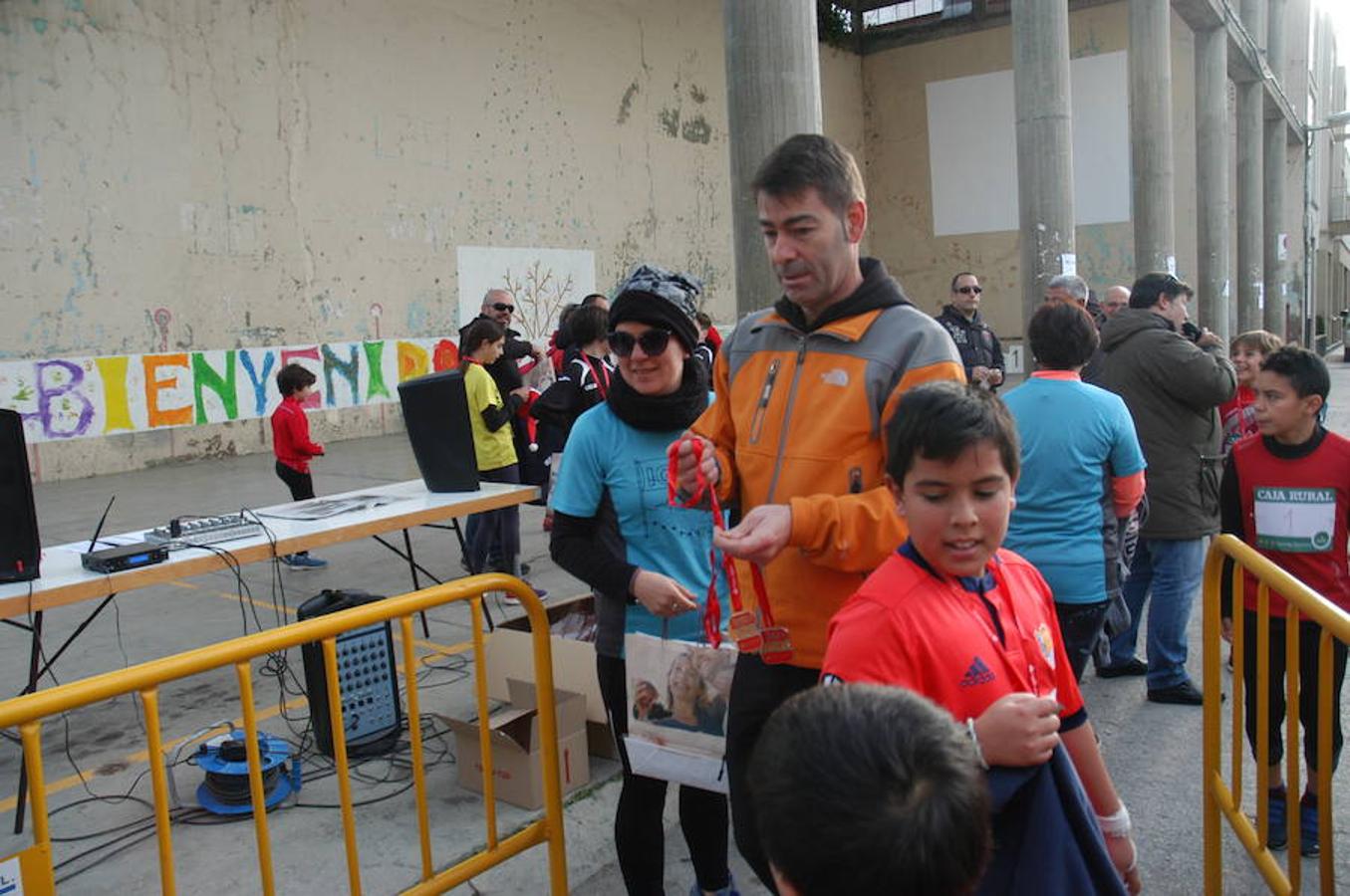 VI carrera 'Entre Dinosaurios Villa de Igea celebrada el domingo pasado por una ruta de más de 10 kilómetros campo a través en la que participaron 119 atletas. También hubo pruebas para niños en el casco urbano en las que compitieron 55 chavales.