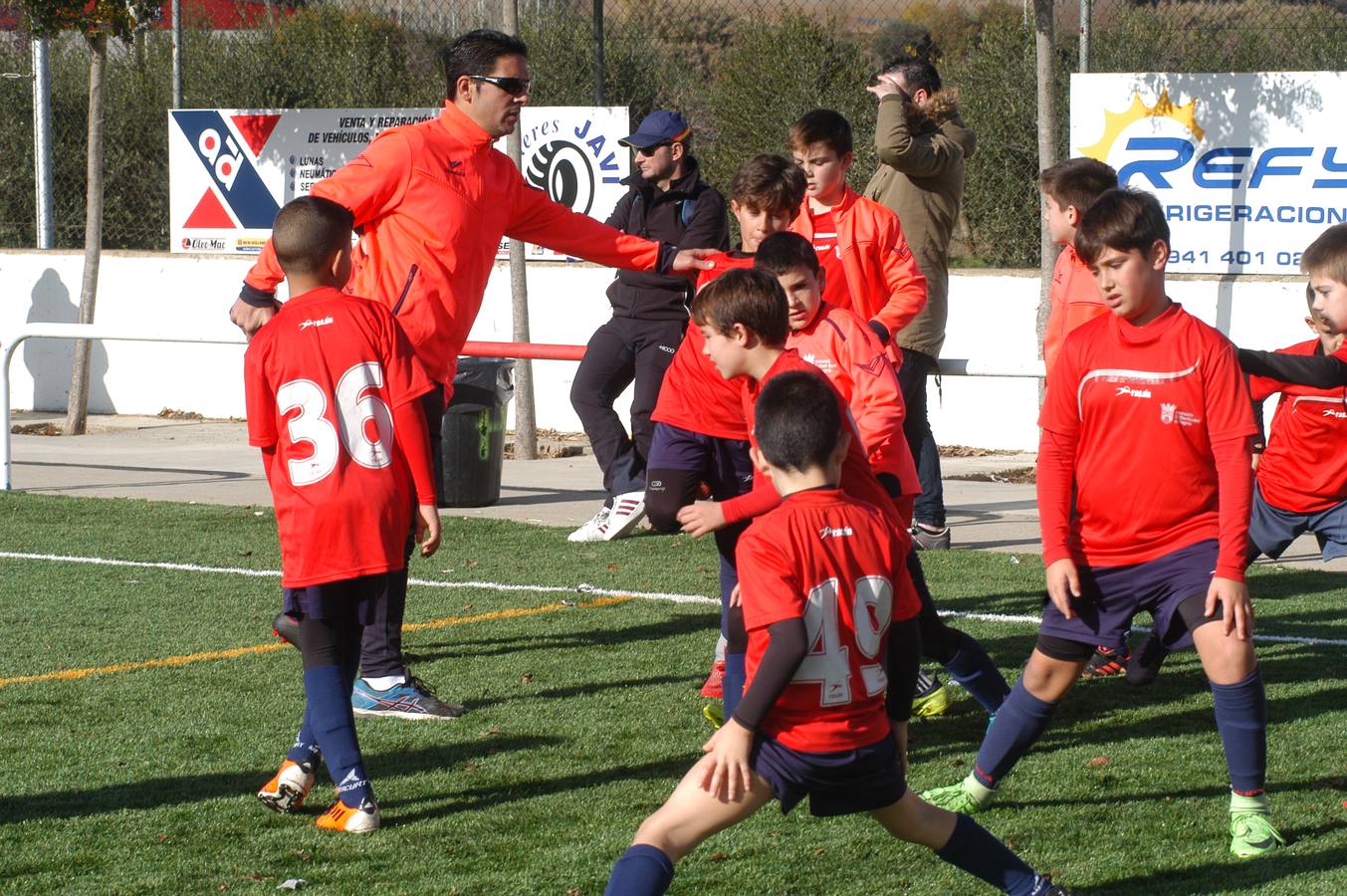 XXI torneo de fútbol base Villa de Autol que ha comenzado este jueves y durará hasta el domingo. Participan 99 equipos, 1.300 chavales de 30 clubes de La Rioja y Navarra.