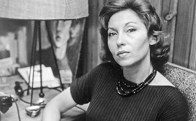 Uno de los retratos más populares de la escritora brasileña Clarice Lispector.