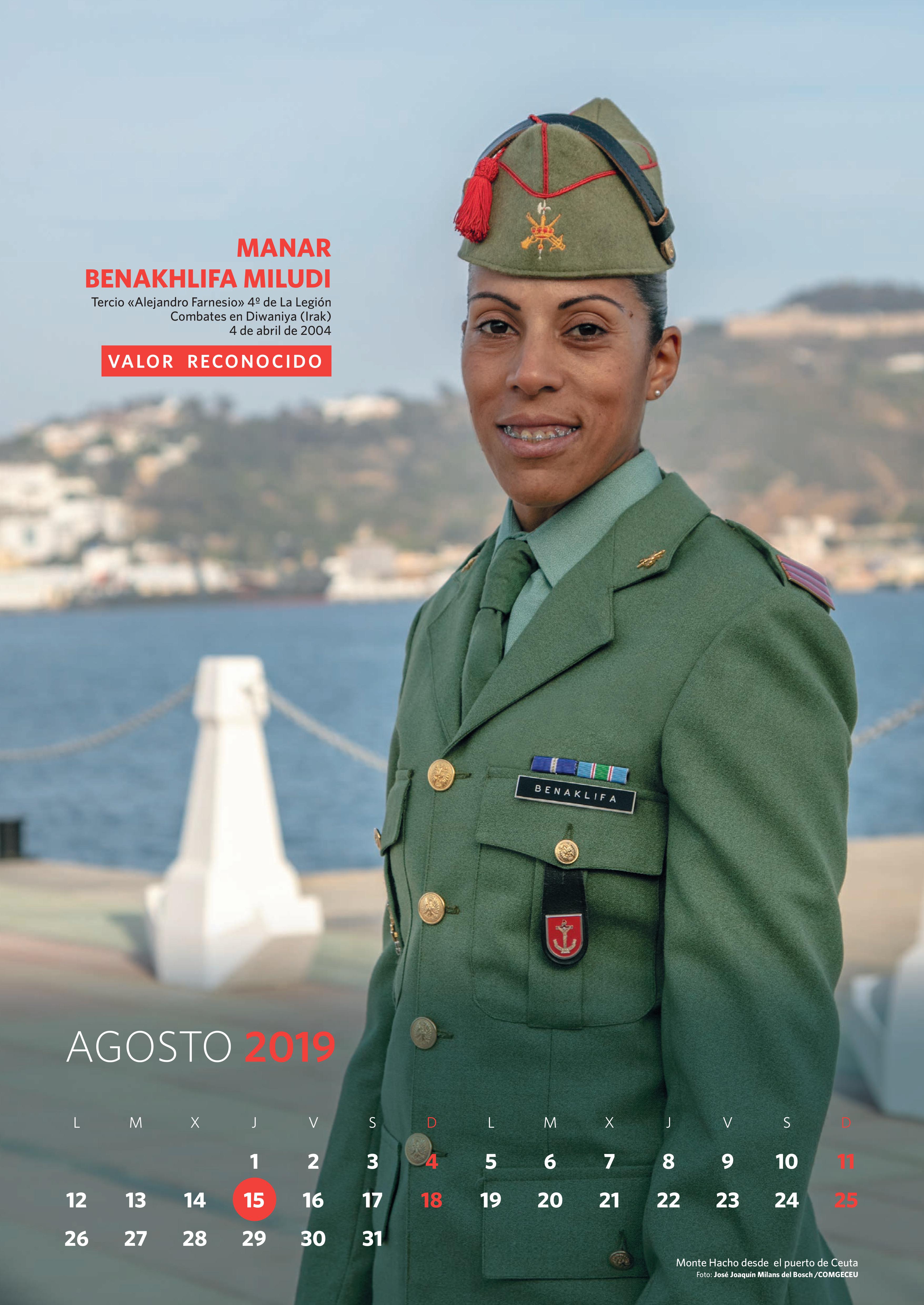 El Ejército de Tierra ha querido homenajear a las uniformadas incluyéndolas en su tradicional calendario