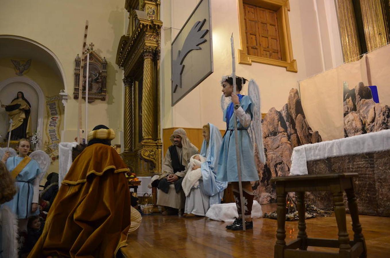 Representación de un belén viviente que ha habido esta tarde en el santuario del Carmen en Calahorra