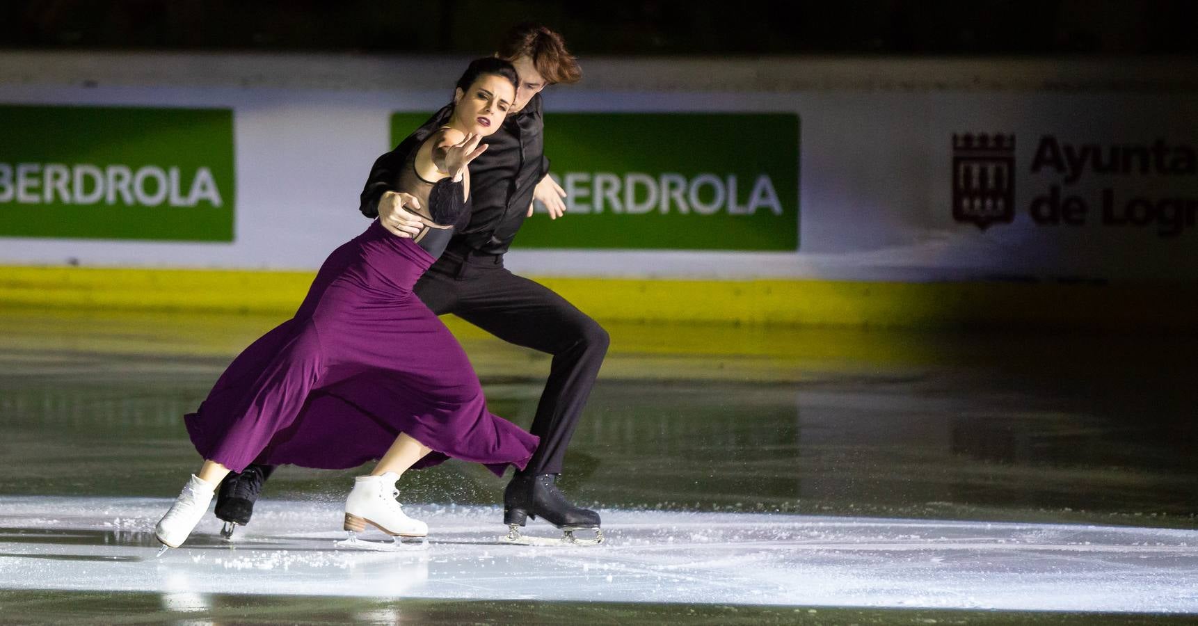 El patinador madrileño llenó Lobete para su exhibición de despedida.