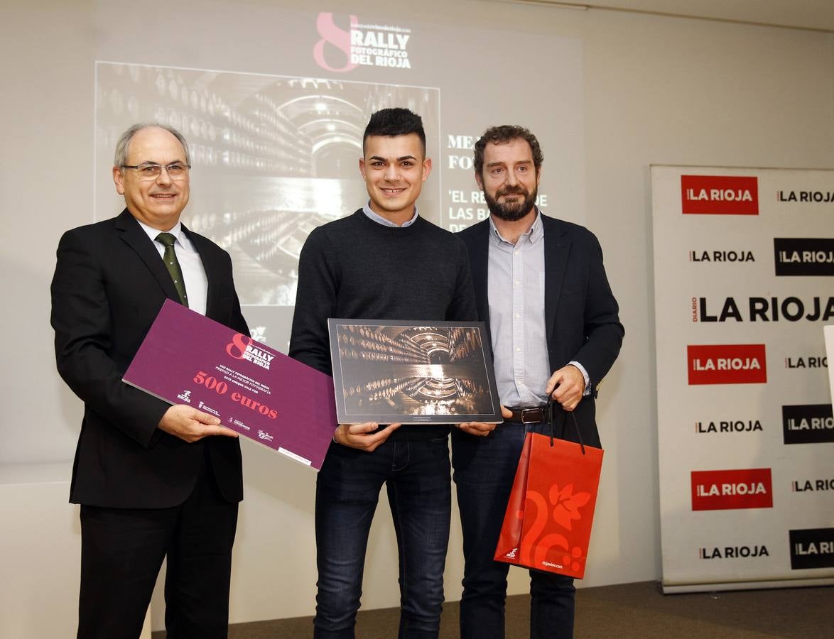 Los ganadores de la octava edición del Rally recibieron sus premios y disfrutaron de un vino de Rioja entre amigos..