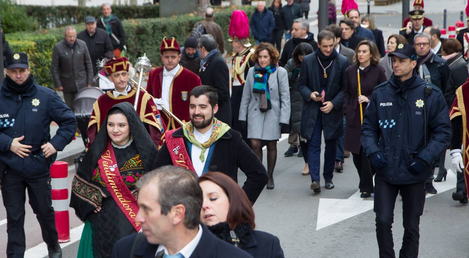 Gamarra pide amparo a la Virgen de la Esperanza para erradicar la violencia contra mujeres