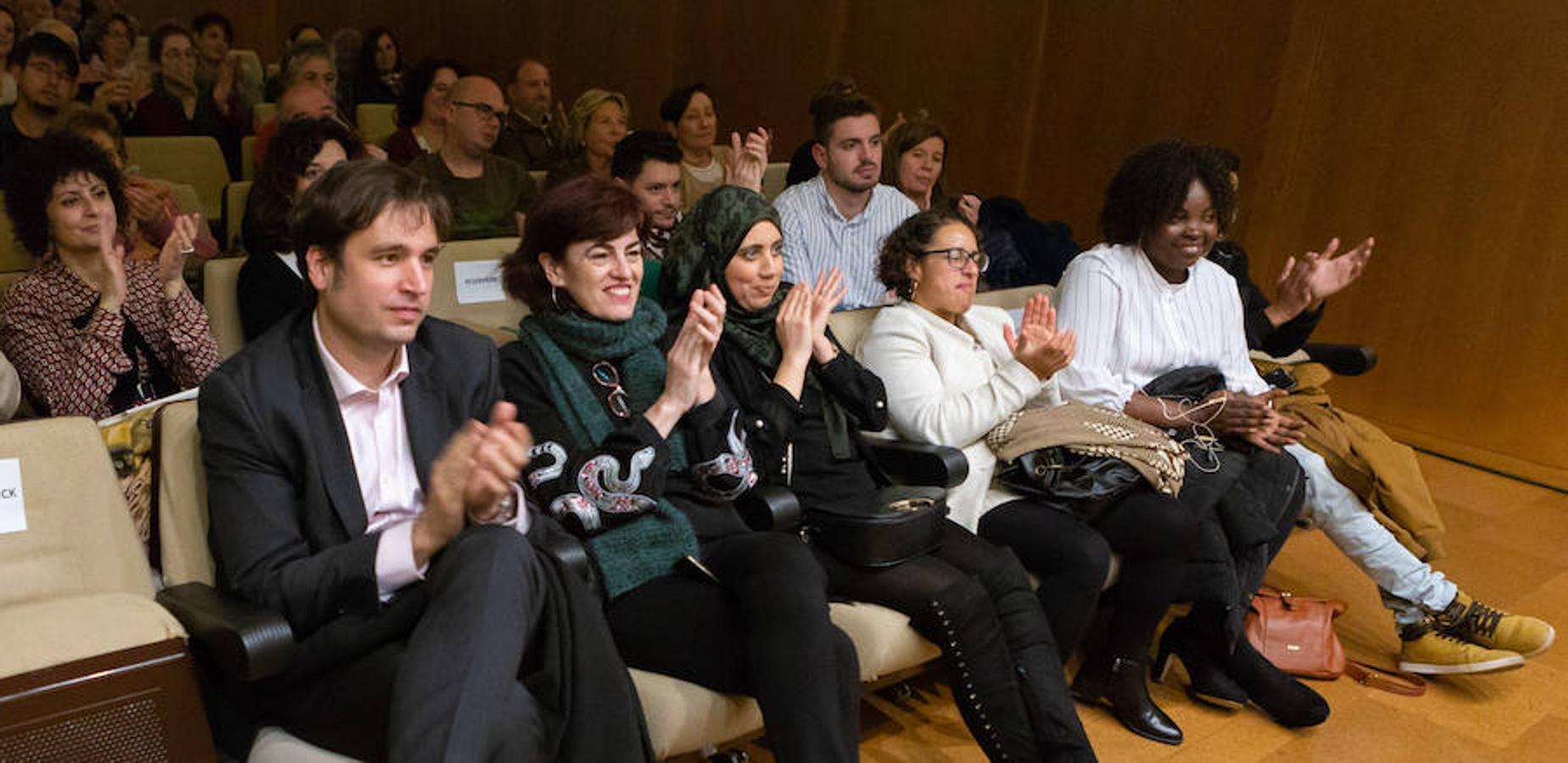 La Biblioteca de La Rioja acogió una jornada de sensibilización con motivo del Día Internacional del Migrante