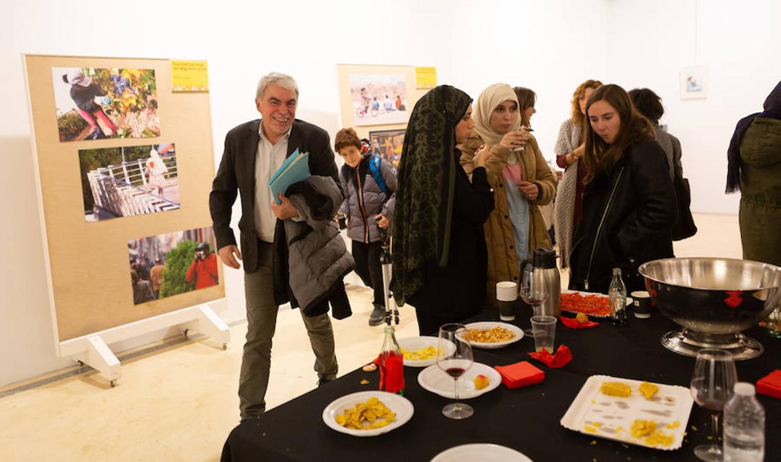 La Biblioteca de La Rioja acogió una jornada de sensibilización con motivo del Día Internacional del Migrante