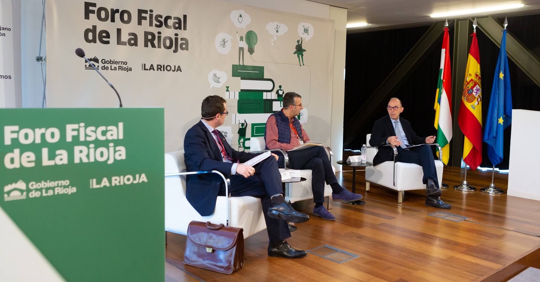 Fotos: Foro Fiscal de La Rioja