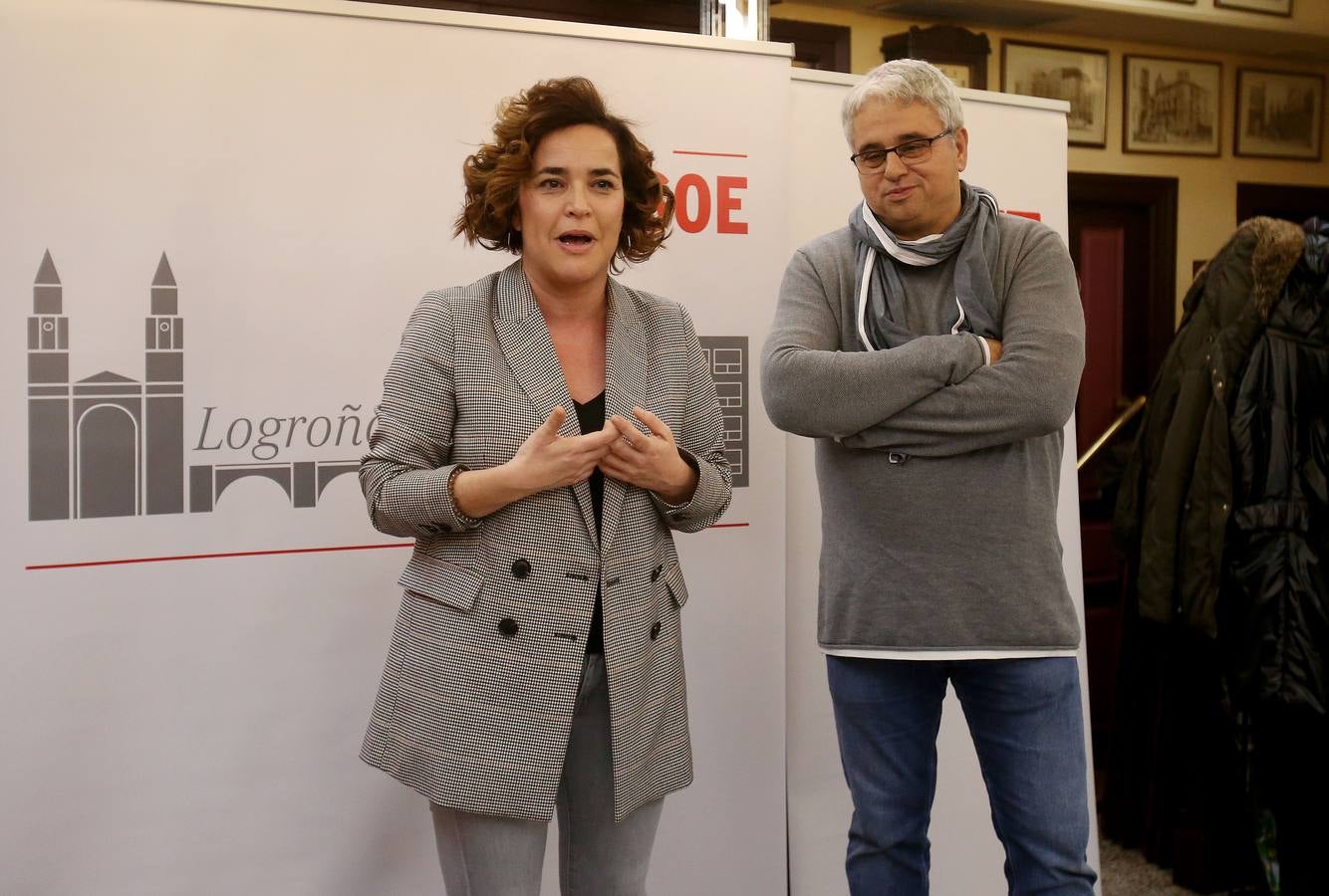 Afiliados y amigos se reunieron ayer en el Café Moderno para celebrar el comienzo de las fiestas de Navidad.