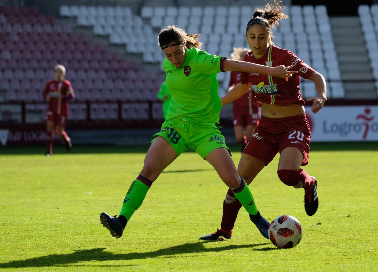 Las de Héctor Blanco no pudieron superar al equipo valenciano, que les endosó un claro 2-4 en Las Gaunas