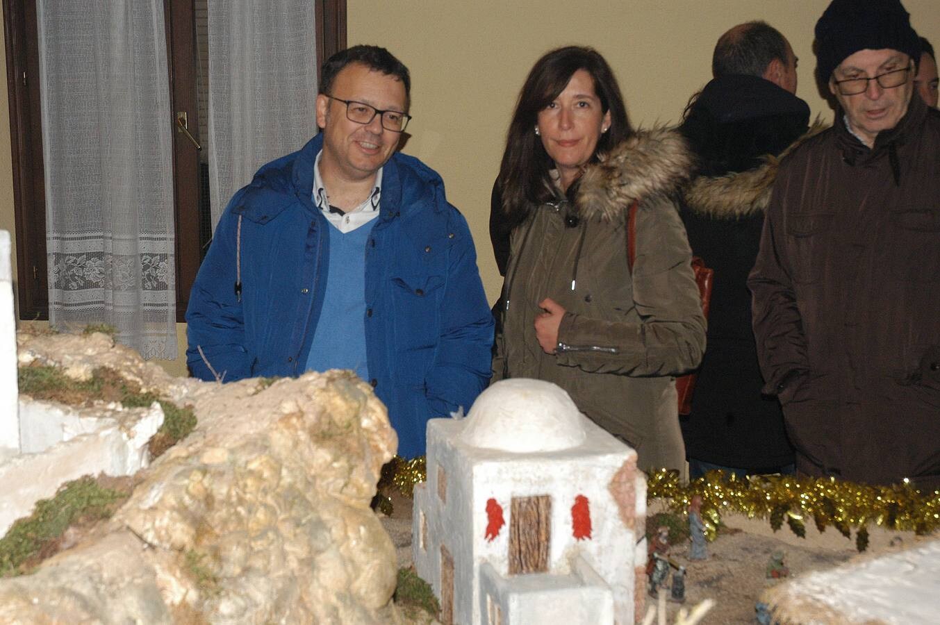 Diversas actividades han llenado estos días de espíritu navideño la localidad de Calahorra: belenes, música, Papá Noel, concurso de villancicos...