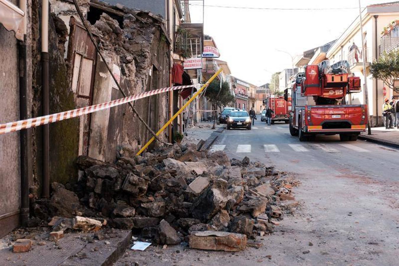 El presidente de la región italiana declara el estado de calamidad después del terremoto de 4,8 grados vinculado a la erupción del volcán