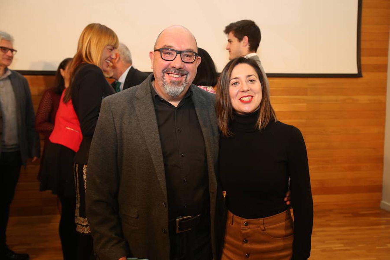 Los periodistas de Diario LA RIOJA Pablo García y Pilar Hidalgo han sido los ganadores del VI Premio José Lumbreras por sus trabajos sobre ETA y el Camero Viejo