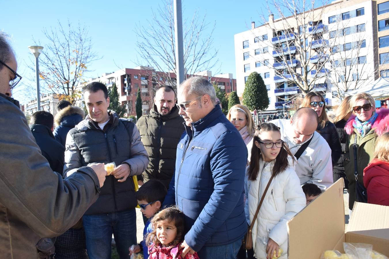 El barrio logroñés celebra una «nochevieja» con anticipación para los más pequeño