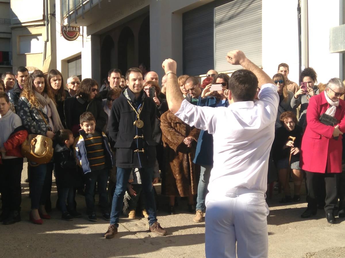 Baile a cargo del mayordomo de los Hermanos del Niños, Gonzalo Pérez Jiménez.