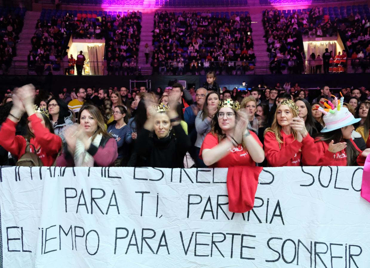 Malú mostró toda su energía en el Palacio de los Deportes.