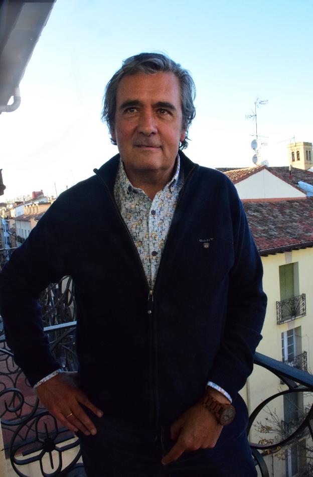 David Ruiz, en uno de los balcones de la FER. :: miguel herreros