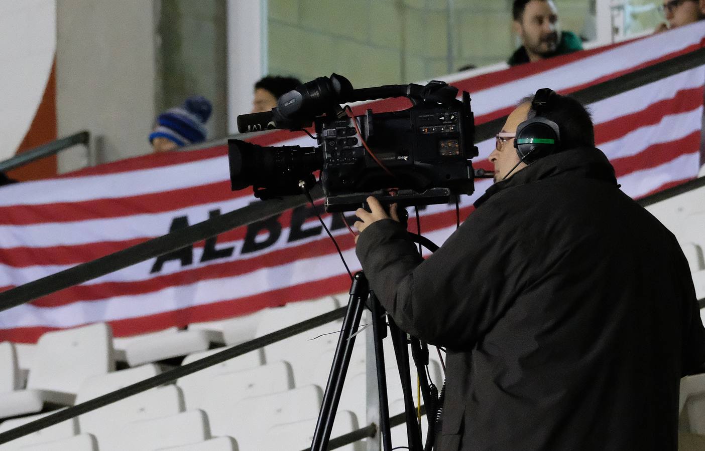 La UDL gana al Durango con un tempranero gol de Víctor López