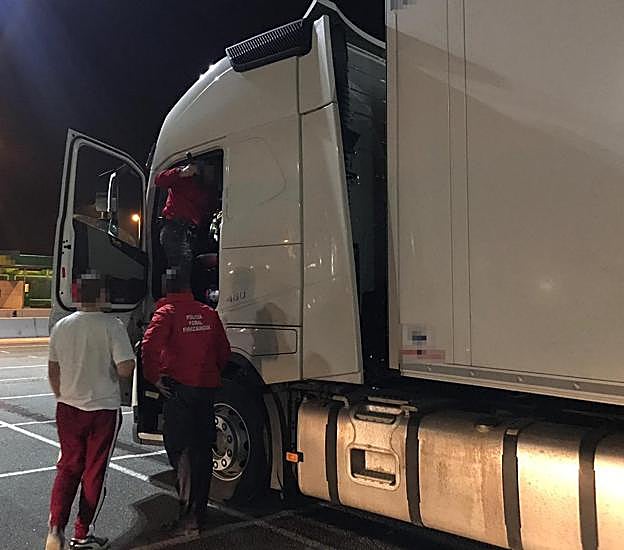 Detenido en Viana el conductor de un camión que sextuplicaba la tasa de alcohol permitida