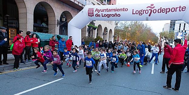 Logroñeses de todas las edades han participado en las distintas carreras del circuito. :: S.T.