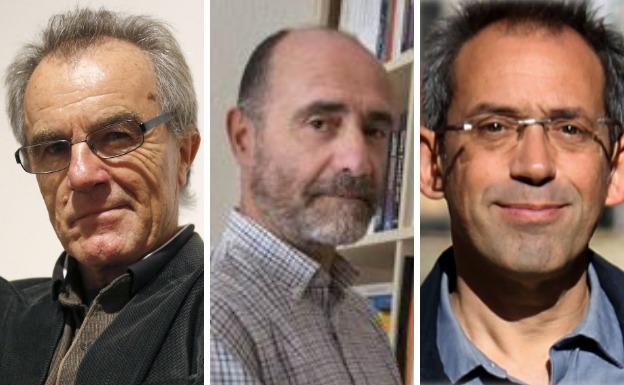 Los catedráticos Javier Pérez Royo, Iñaki Esparza y Joaquín Urías.