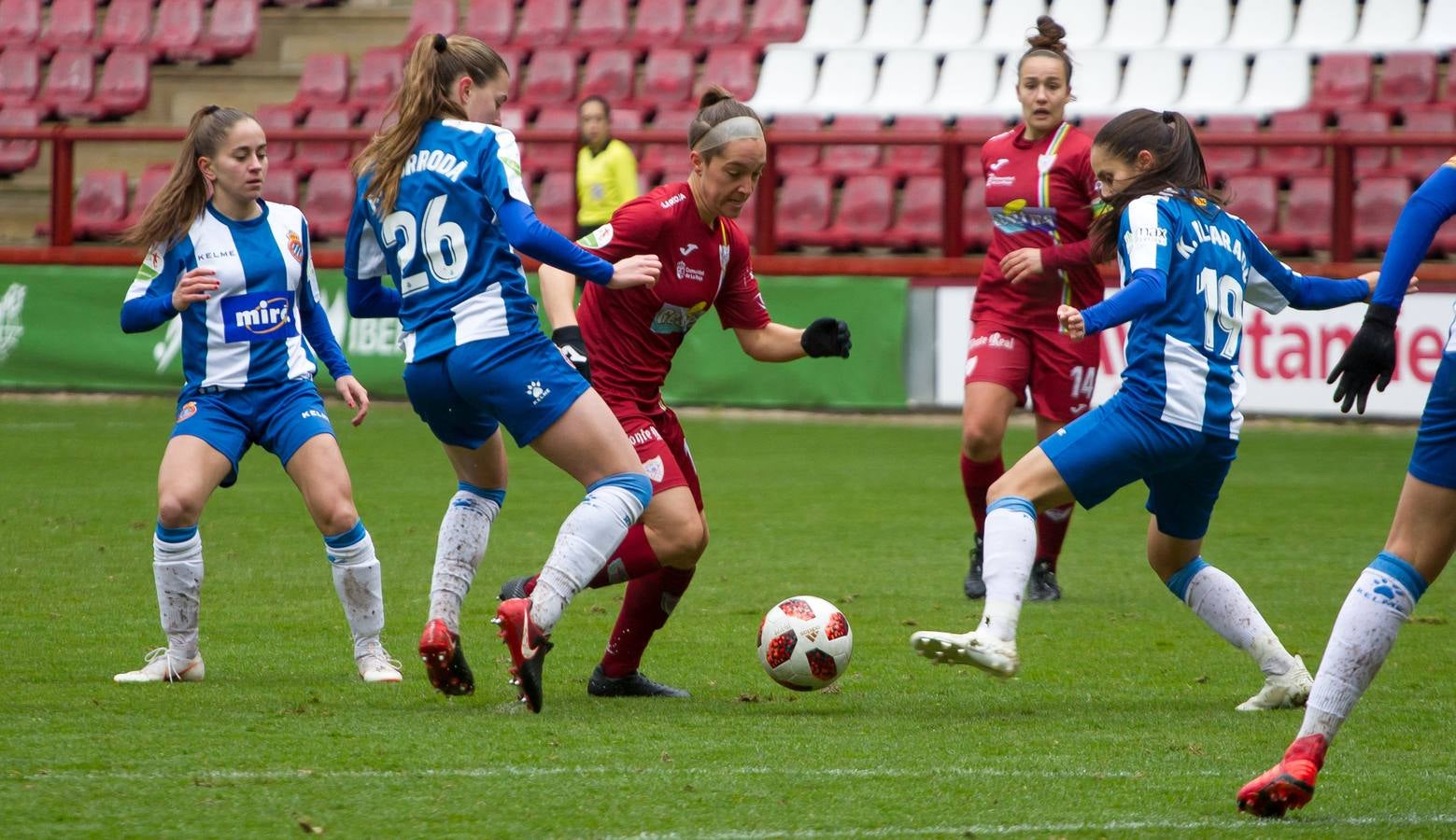 Fotos: El EDF Logroño vence al Espanyol en Las Gaunas