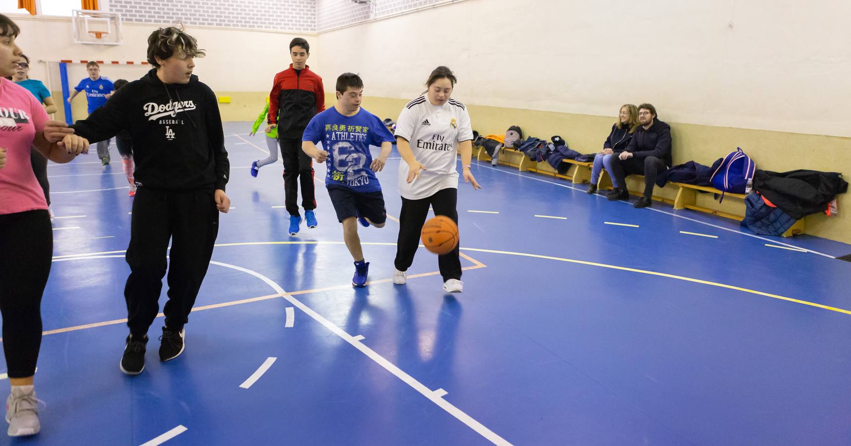 El Basket Down Rioja cuenta con dos equipos en los que se mezclan jugadores con y sin discapacidad