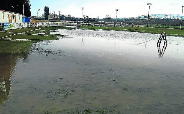 Así ha estado el campo con la lluvia.