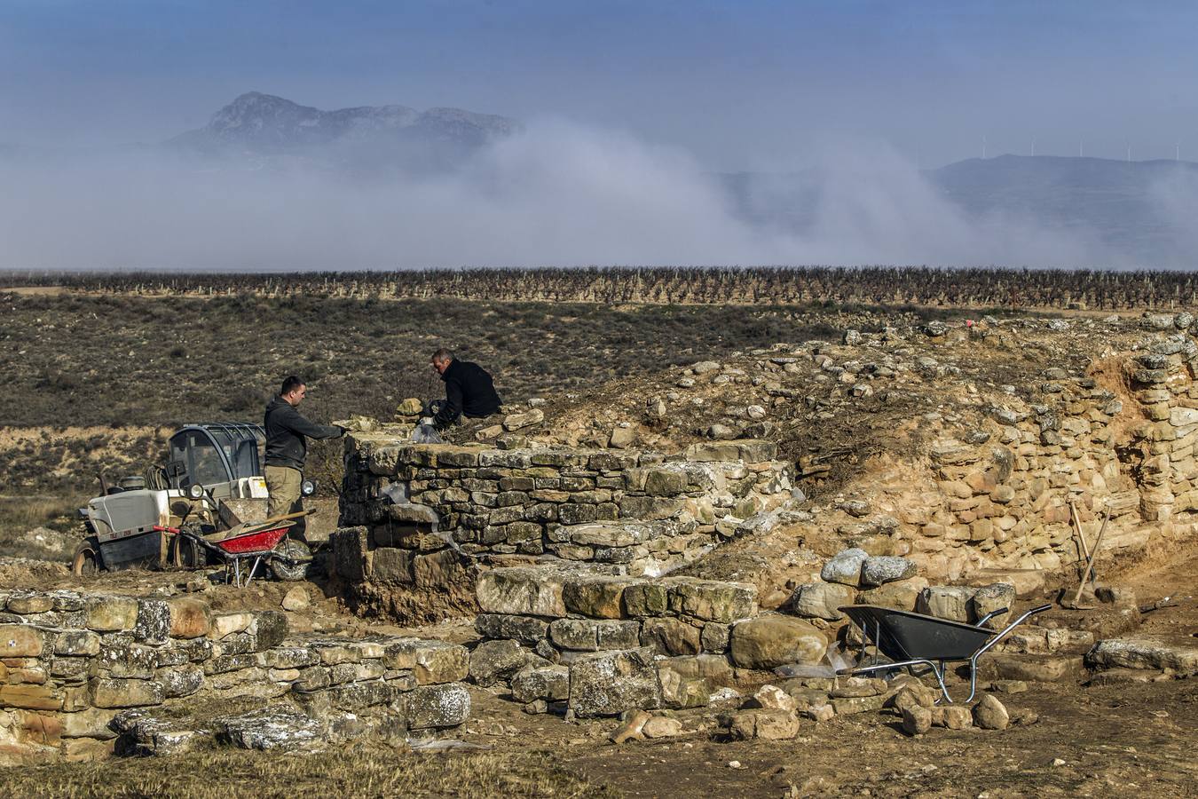 Avanza la primera fase de las excavaciones en el Monte Cantabria.