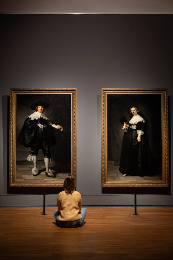 Holanda celebra el genio rebelde de Rembrandt. El Rijksmusem muestra completa su fabulosa colección del innovador y herético 'maestro de la luz' junto a otros museos del país.