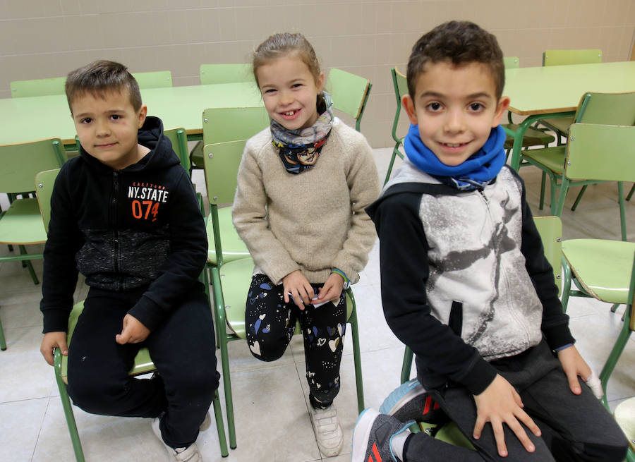 La alcaldesa ha visitado el colegio en respuesta a la invitación que le hicieron los alumnos de 2º de Primaria 