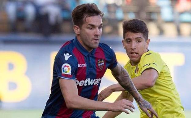 El jugador del Levante Toño García, durante un encuentro de la presente temporada