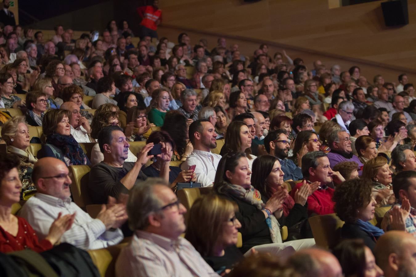 Riojafórum acogió este sábado la actuación en favor de Proyecto Hombre