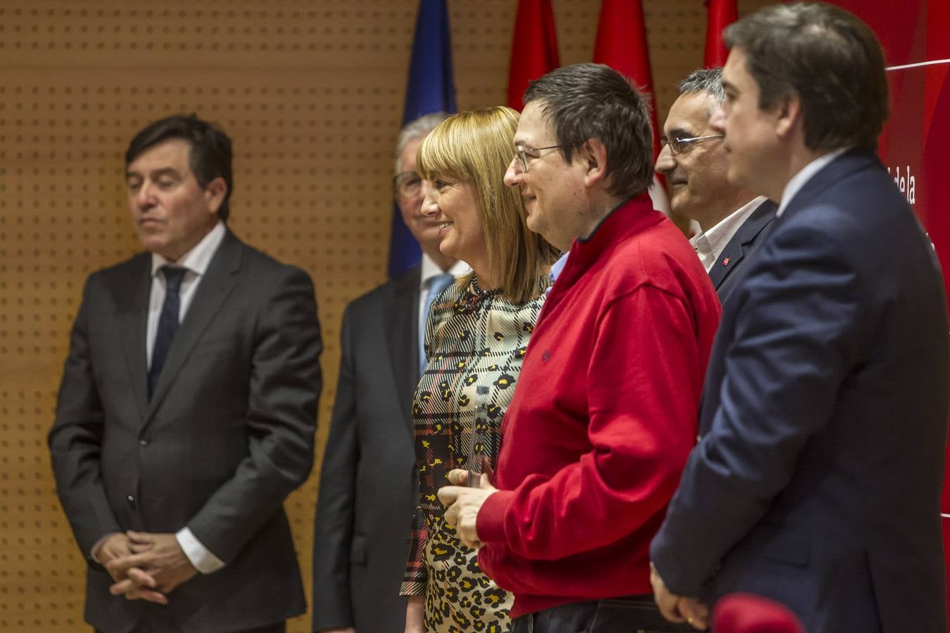 Reconoce con sus galardones anuales las mejoras prácticas y expedientes del campus