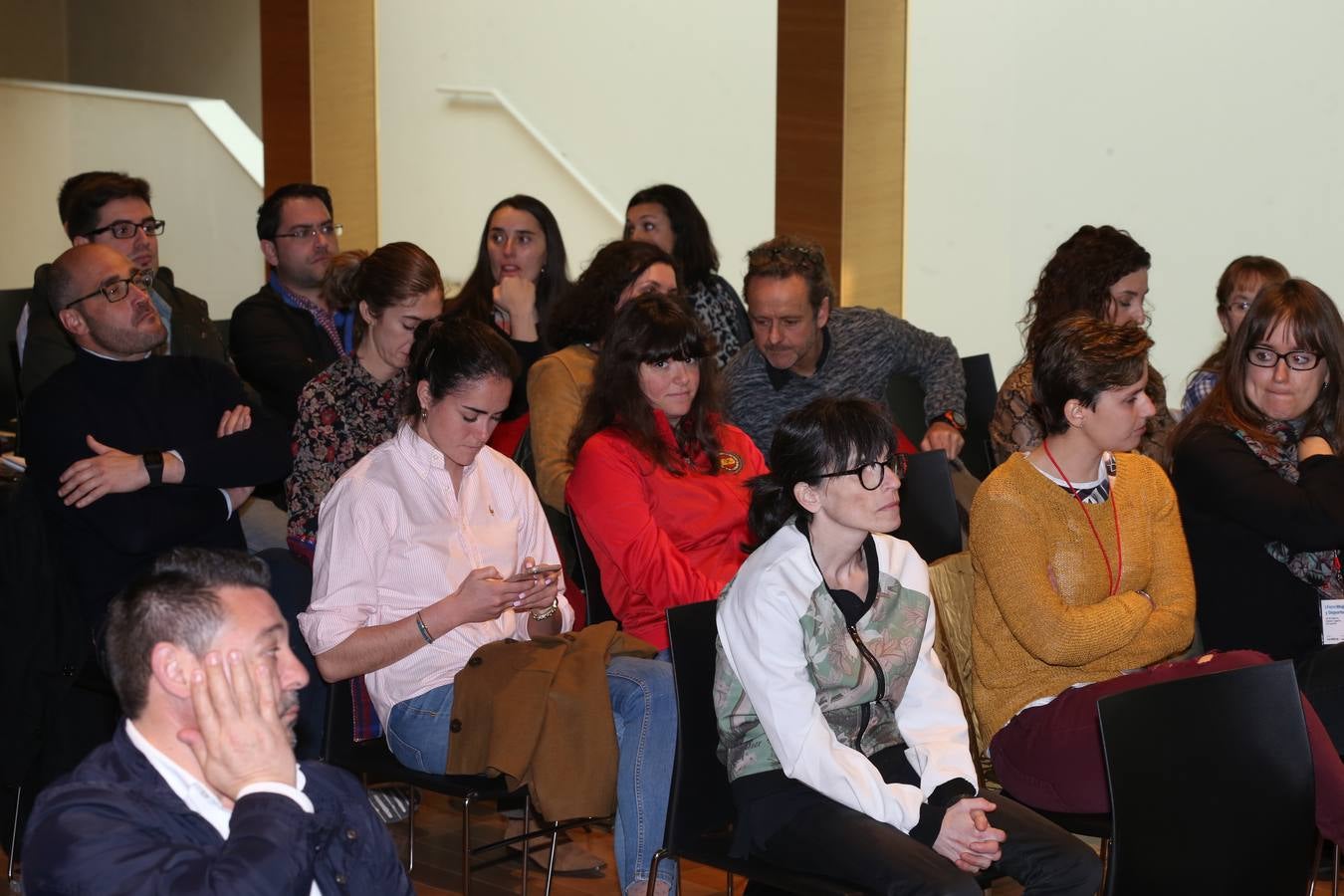 El Ayuntamiento de Logroño ha constituido el Observatorio Mujer y Deporte que nace para impulsar programas y estrategias que potencien el deporte femenino y, así, avanzar en la igualdad en la sociedad. La alcaldesa de Logroño, Concepción Gamarra, ha presentado este Observatorio en el marco del I Foro Mujer y Deporte, organizado por Diario LA RIOJA y promovido por , un espacio de reflexión sobre la situación del deporte en el que participan representantes de diferentes instituciones y al que han acudido diferentes deportistas de élite.