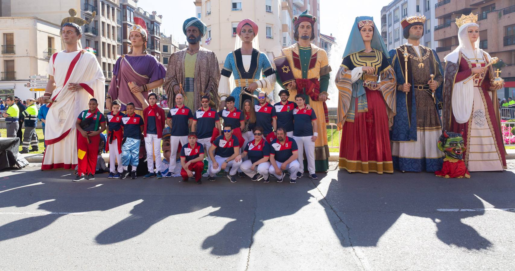 Fotos: Arrancan las fiestas en Calahorra en honor a los Santos Mártires Emeterio y Celedonio