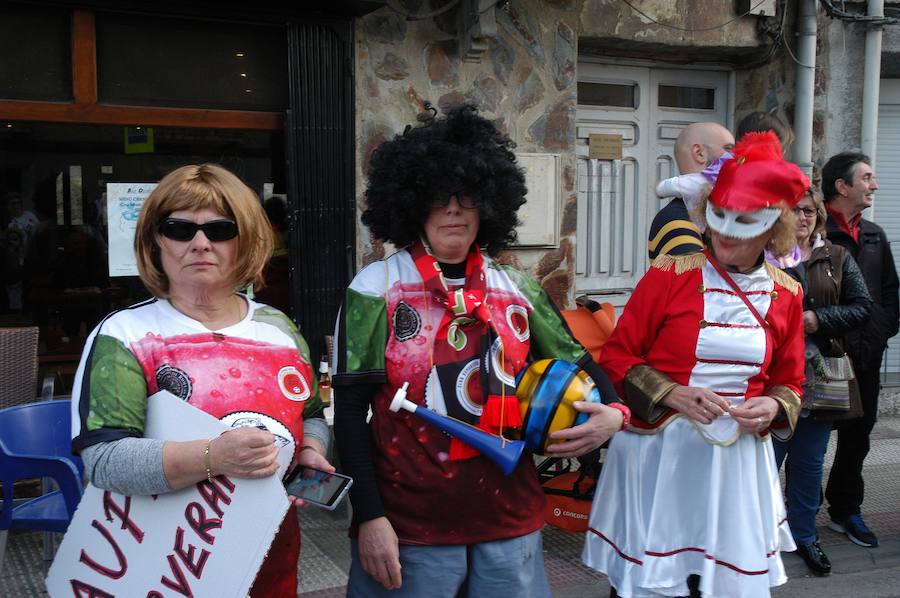 Imaginación y participación. Los carnavales de Cervera merecen una visita como se puede ver en las imágenes.