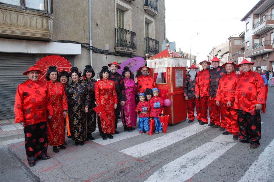 Imaginación y participación. Los carnavales de Cervera merecen una visita como se puede ver en las imágenes.