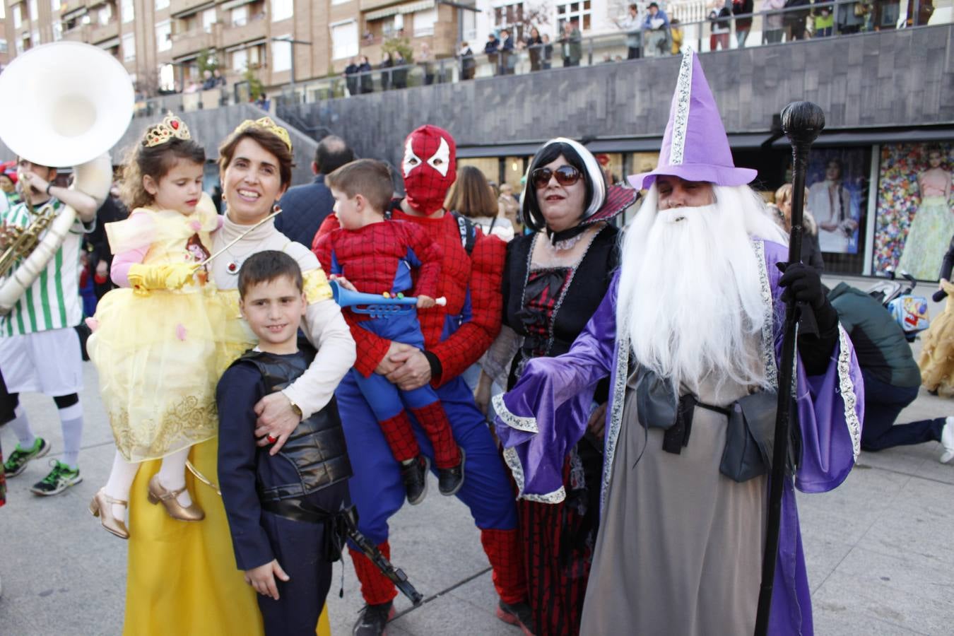 Los arnedanos se lanzaron a la calle para disfrutar del Carnaval