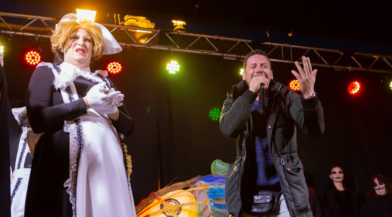 El Carnaval finaliza en Logroño con la Quema en la Plaza del Mercado, donde no faltó el concurso de lloros entre el público