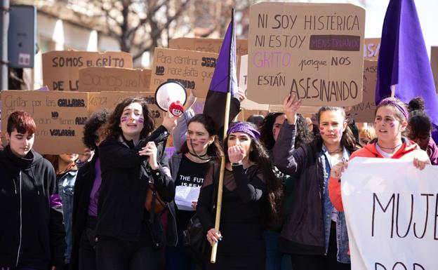 Respuesta masiva en la manifestación estudiantil feminista