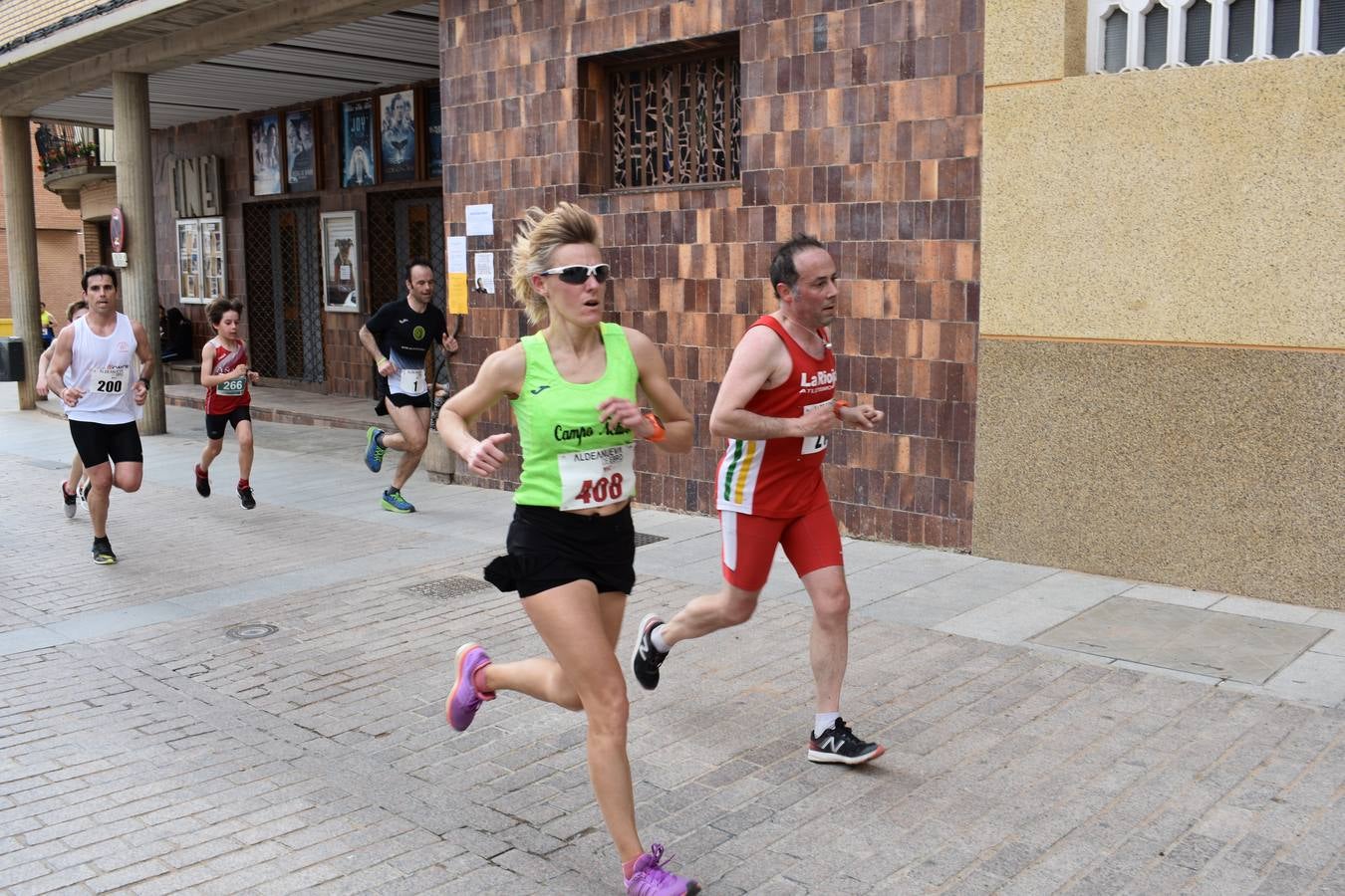 Fotos: XIV carrera popular Enoturismo de Aldeanueva de Ebro (adultos)