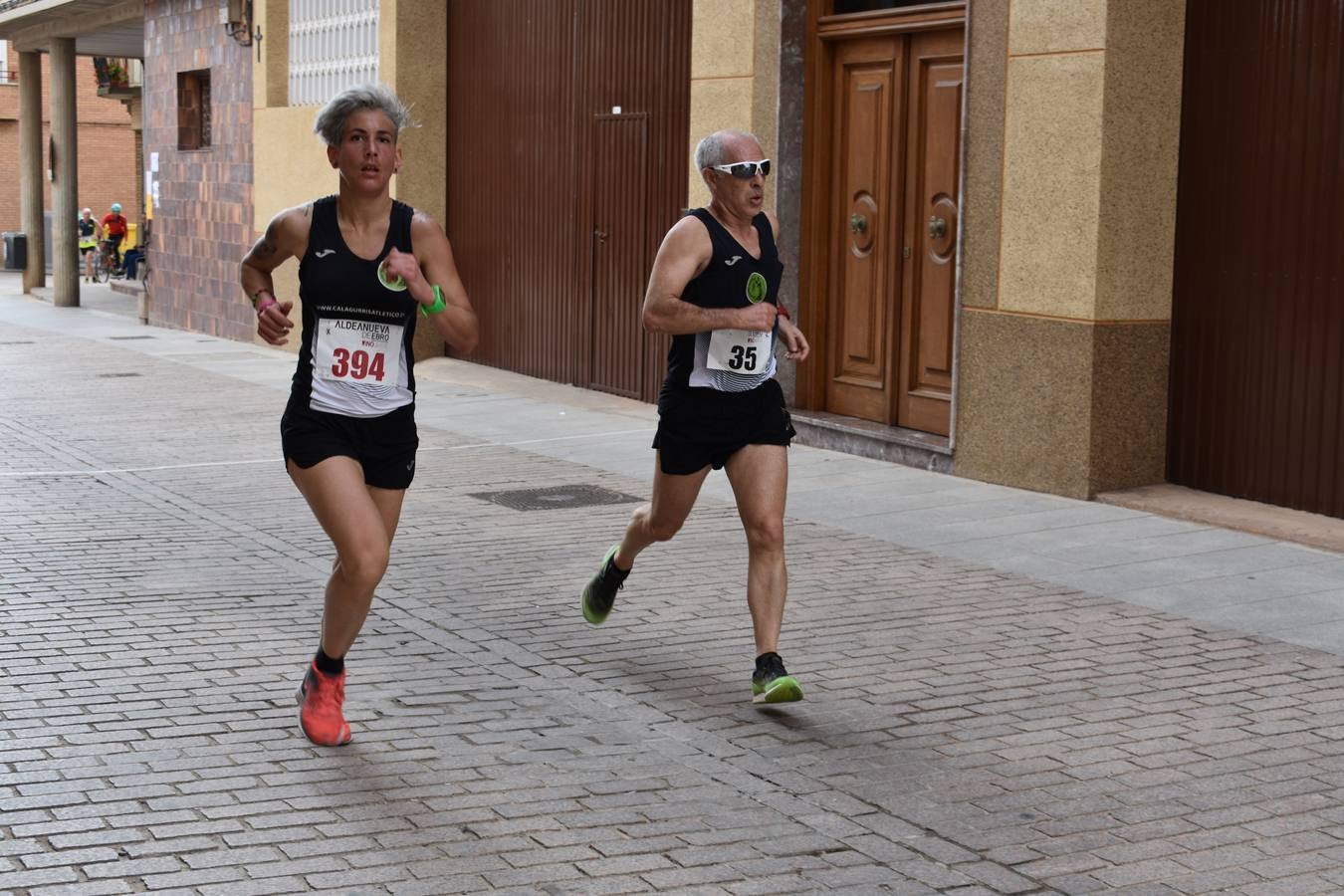 Fotos: XIV carrera popular Enoturismo de Aldeanueva de Ebro (adultos)