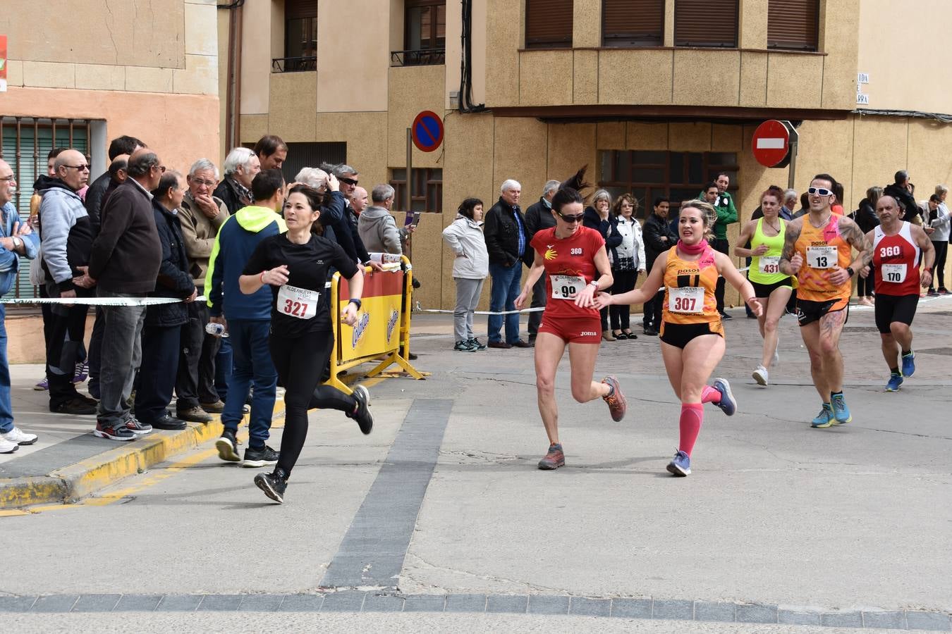 Fotos: XIV carrera popular Enoturismo de Aldeanueva de Ebro (adultos)