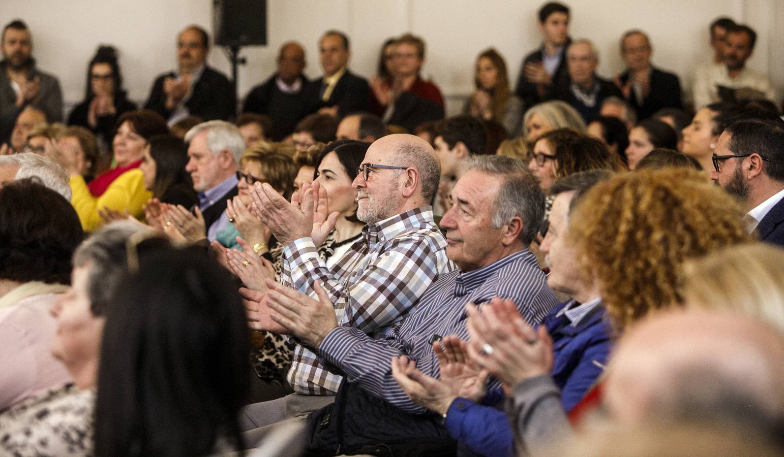 Fotos: Casado presenta en Logroño a los candidatos para las alcaldías de las cabeceras de comarca