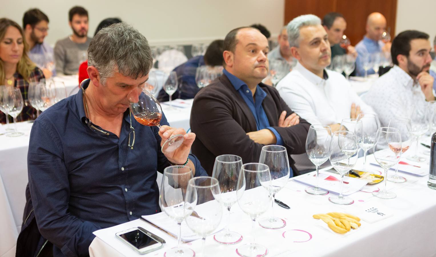 Esperanza Elías, enóloga de Rioja Vega, presentó los nuevos vinos de la bodega de Viana.