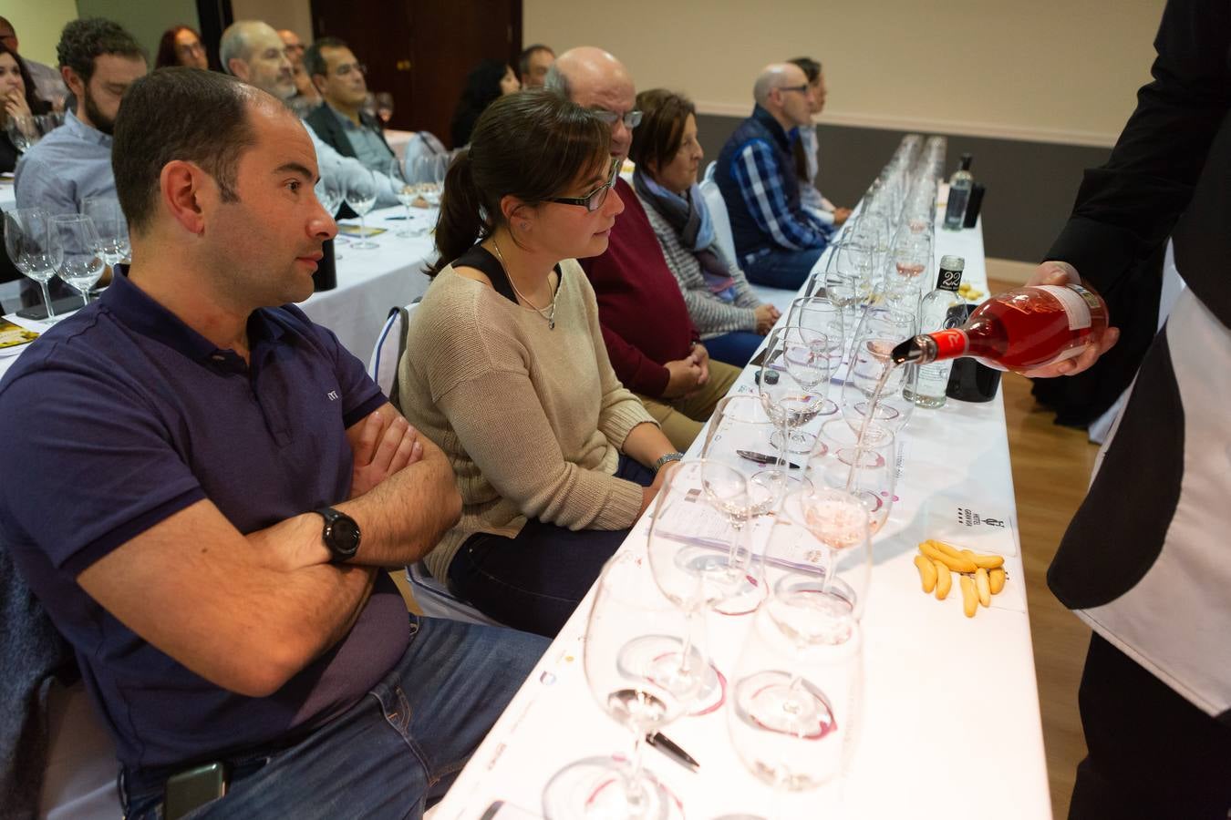 Esperanza Elías, enóloga de Rioja Vega, presentó los nuevos vinos de la bodega de Viana.